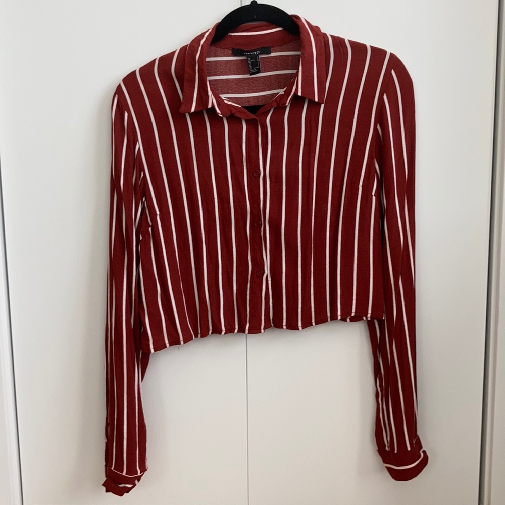 Forever 21 Crop Top Button up